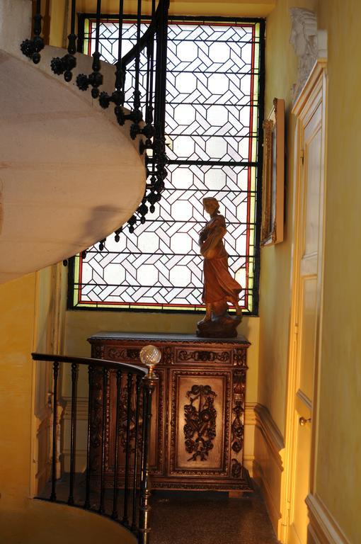 Château-Hôtel de Nieuil Exterior foto